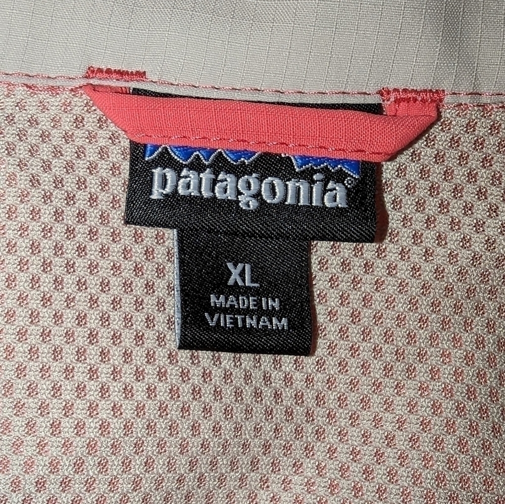 Patagonia Long Sleeved Sol Patrol Shirt, Pink, size extra large XL Patagonia - Picture 6 of 12